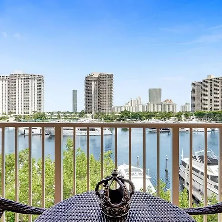 Yacht Club At Aventura Amazing Marina View Parking Included Apartment Miami Exterior photo