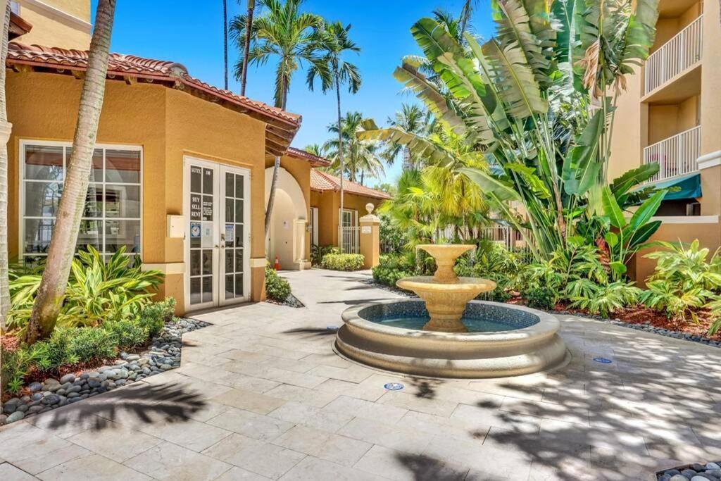 Yacht Club At Aventura Amazing Marina View Parking Included *