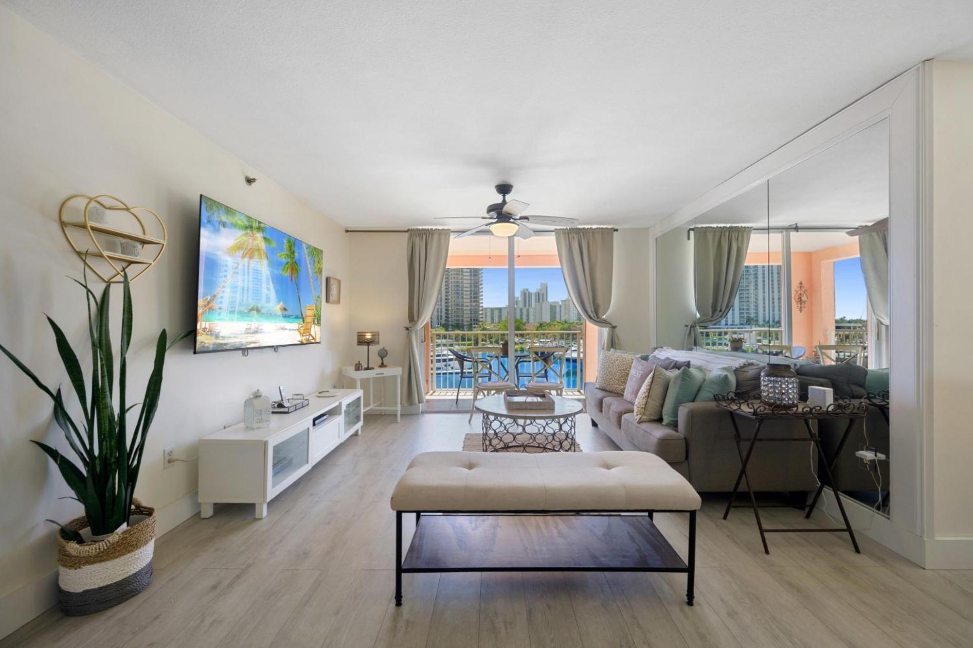 Yacht Club At Aventura Amazing Marina View Parking Included Apartment Miami
